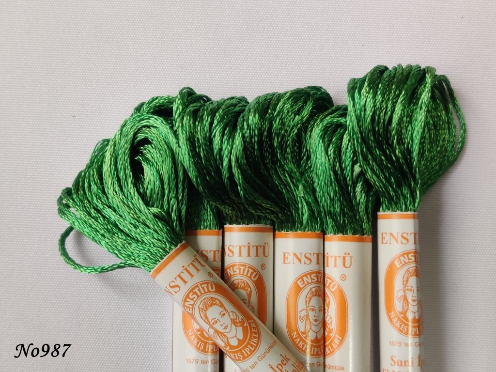 987 (DMC701) (2) (Medium)